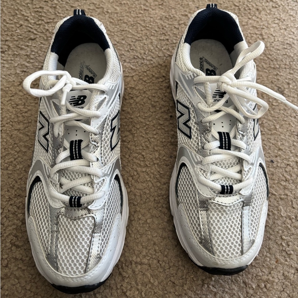 New Balance 530 shoes white/blue size 8